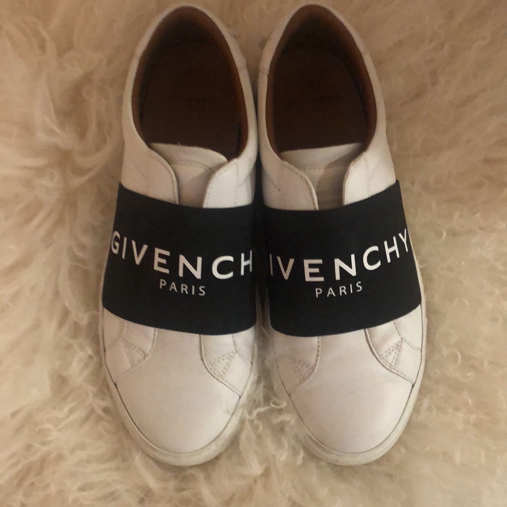 Givenchy Paris black and white sneakers gently loved 36.5